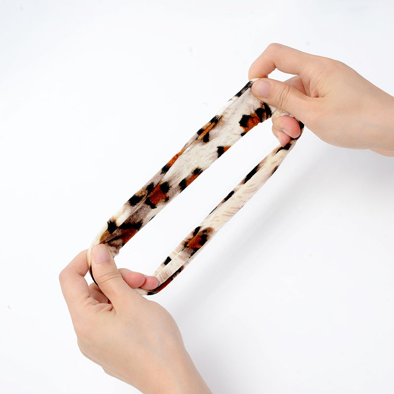 leopard fabric hair accessory